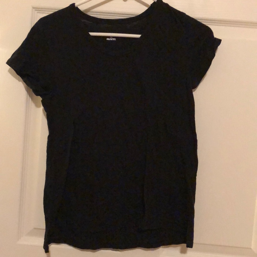 Black short sleeve